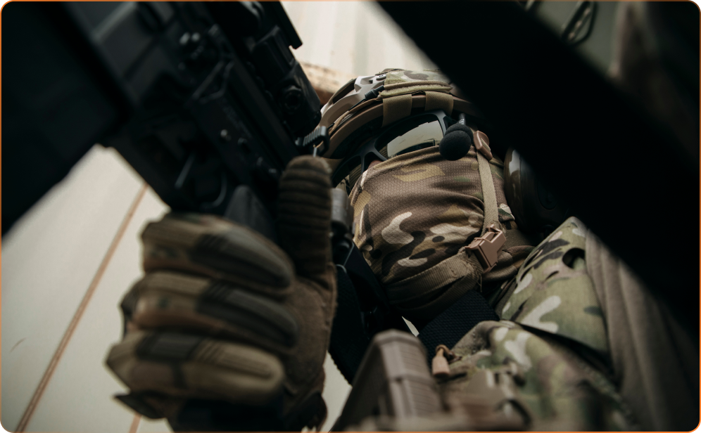 How to Wear Tactical Gloves for the Best Performance
