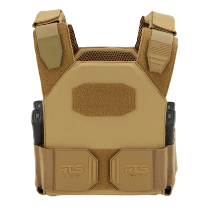 The Coyote Sleek 2.0 Plate Carrier with extra space for magazines.